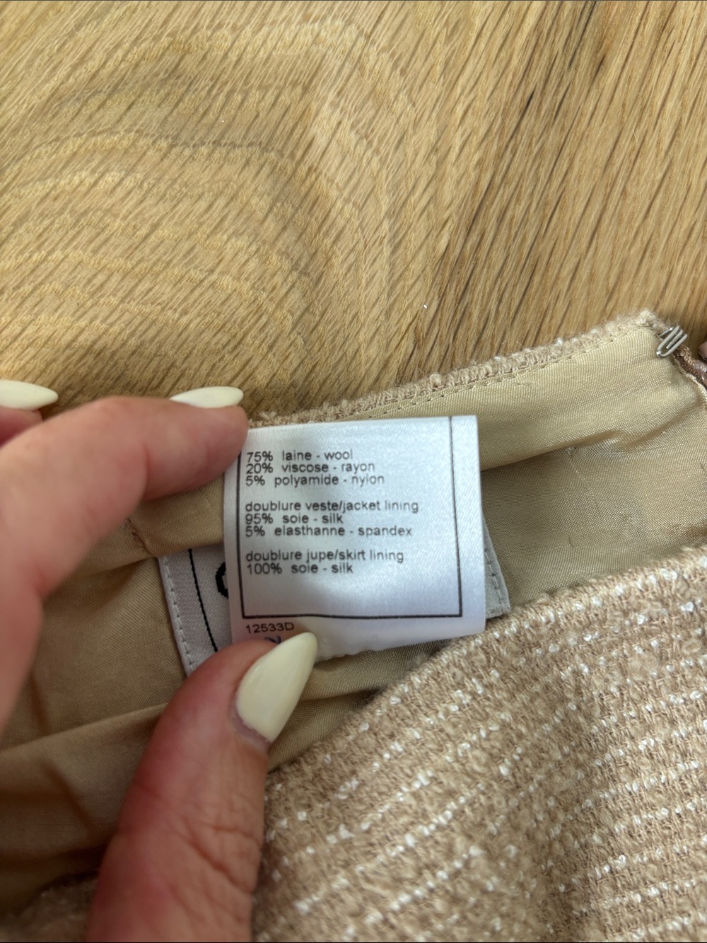 CHANEL Beige Classic Tweed Skirt with Front Pockets - Picture 5 of 8